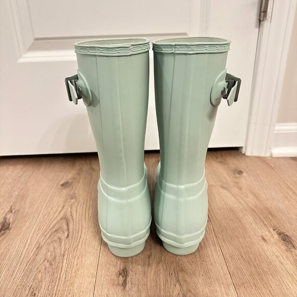 HUNTER Original Short Waterproof Rain Boot (Women) in Light Green Size US 8 - Picture 3 of 6
